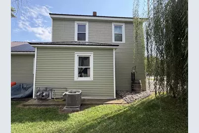 148 N Beaumont Road, Prairie Du Chien, WI 53821 - Photo 3