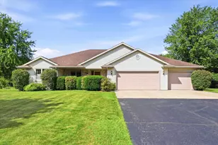 2901 Windhaven Trail, Green Bay, WI 54313 - Photo 1