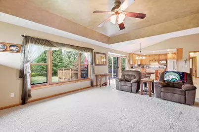 2901 Windhaven Trail, Green Bay, WI 54313 - Photo 7