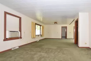 351 S Waupaca St, Wautoma, WI 54982 - Photo 5