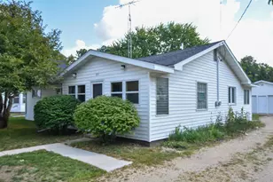 351 S Waupaca St, Wautoma, WI 54982 - Photo 17