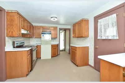 351 S Waupaca Street, Wautoma, WI 54982 - Photo 3