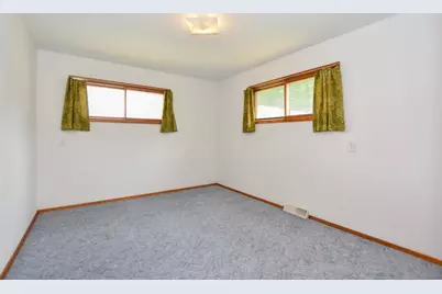 351 S Waupaca Street, Wautoma, WI 54982 - Photo 9