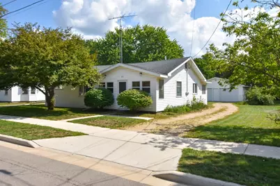 351 S Waupaca Street, Wautoma, WI 54982 - Photo 1
