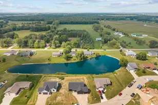 283 Jasmine Dr, Berlin, WI 54923 - Photo 33