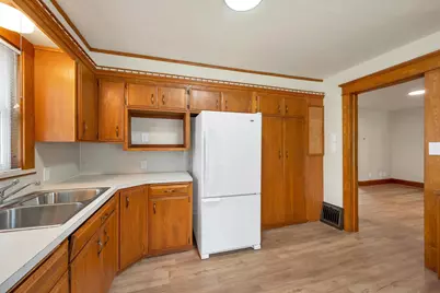 418 E Green Bay Street, Bonduel, WI 54107 - Photo 25