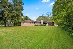 425 Flora St, Pulaski, WI 54162 - Photo 43