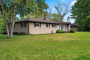 425 Flora St, Pulaski, WI 54162 - Photo 45