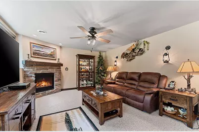 863 Maple Leaf Trail, Little Suamico, WI 54171 - Photo 71