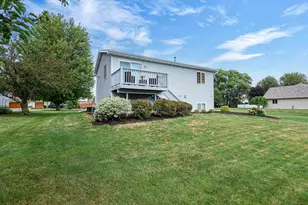 W7015 Verna Rd, Menasha, WI 54952 - Photo 7