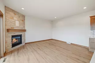 1853 London Rd, Green Bay, WI 54311 - Photo 15