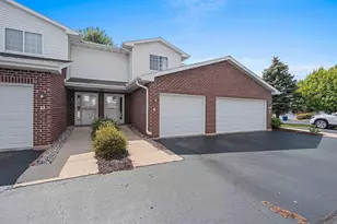 1903 Riverside Dr, Suamico, WI 54313 - Photo 3