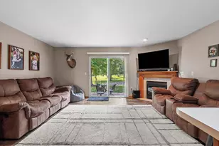 1903 Riverside Dr, Suamico, WI 54313 - Photo 7