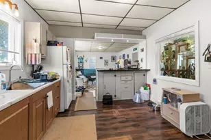 22 E 12th St, Clintonville, WI 54929 - Photo 11