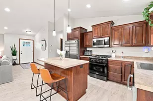 473 Harvest Hill Dr, Denmark, WI 54208 - Photo 13