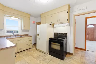 1224 S Commercial Street, Neenah, WI 54956 - Photo 9