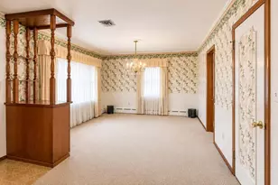 1326 Powers St, Oshkosh, WI 54901 - Photo 9