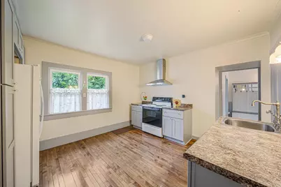 717 Powers Street, Oshkosh, WI 54901 - Photo 17