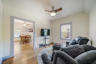 717 Powers St, Oshkosh, WI 54901 - Photo 25