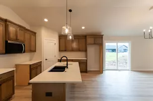 W5890 Edgewood Dr, Menasha, WI 54952 - Photo 3