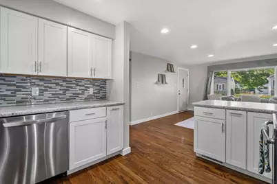 1757 Eastman Avenue, Green Bay, WI 54302 - Photo 9