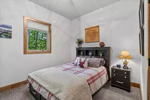 15812 Mac Holz Ln, Mountain, WI 54149 - Photo 11