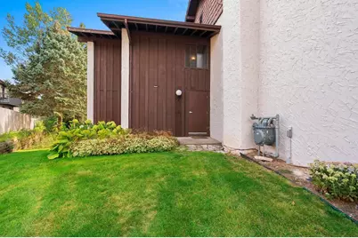 2686 Humboldt Road #10, Green Bay, WI 54311 - Photo 31