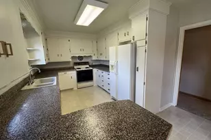 316 W 4th St, Shawano, WI 54166 - Photo 7