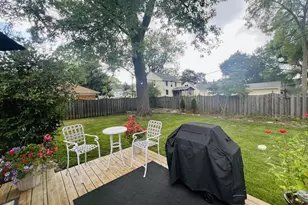 2374 Jourdain Ln, Green Bay, WI 54301 - Photo 11