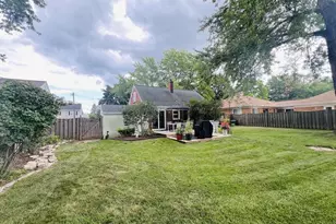 2374 Jourdain Ln, Green Bay, WI 54301 - Photo 13