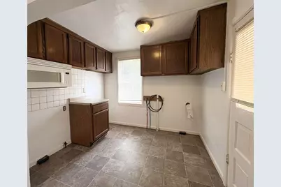 392 Sibley Street, Fond du Lac, WI 54935 - Photo 7