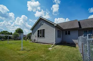 188 E Pioneer Rd, Fond du Lac, WI 54935 - Photo 25