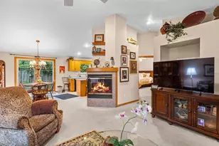 1808 Hardwoods Ct, De Pere, WI 54115 - Photo 7