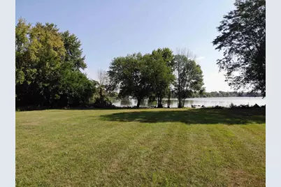 Driftwood Lane, Oshkosh, WI 54902 - Photo 7