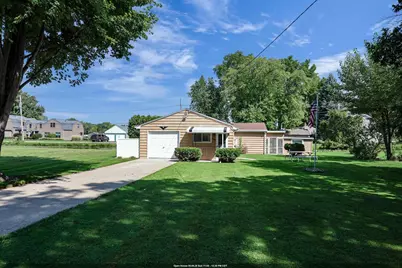 2068 S Point Comfort Road, Oshkosh, WI 54902 - Photo 1