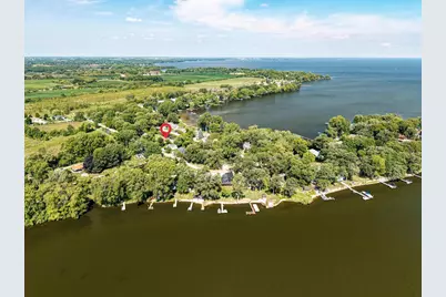 2068 S Point Comfort Road, Oshkosh, WI 54902 - Photo 41
