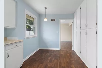 907 W 8th Avenue, Oshkosh, WI 54902 - Photo 21
