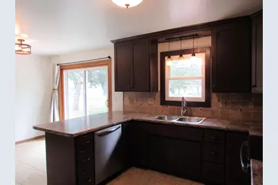 2781 Tulip Court, Green Bay, WI 54313 - Photo 5