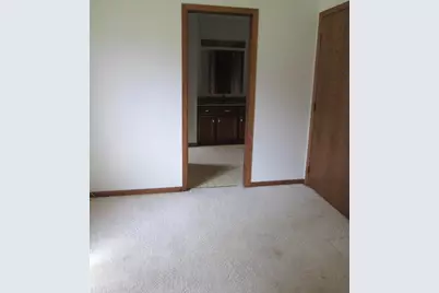 2781 Tulip Court, Green Bay, WI 54313 - Photo 9