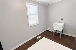 1022 Mt Vernon St, Oshkosh, WI 54901 - Photo 25