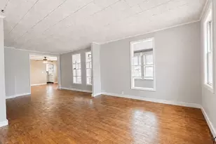 1022 Mt Vernon St, Oshkosh, WI 54901 - Photo 5
