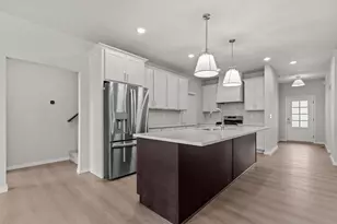 3764 E Callalilly Ln, Appleton, WI 54913 - Photo 5