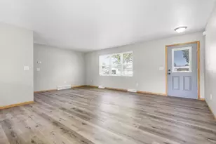 2108 Gadwall Ln, Green Bay, WI 54311 - Photo 3