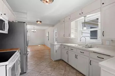 1139 14th Avenue, Green Bay, WI 54304 - Photo 11