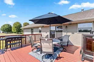5056 Snapdragon Cir, Little Suamico, WI 54141 - Photo 59