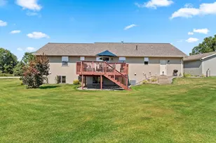 5056 Snapdragon Cir, Little Suamico, WI 54141 - Photo 53