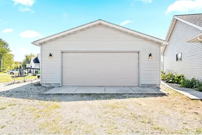 5056 Snapdragon Circle, Little Suamico, WI 54141 - Photo 9