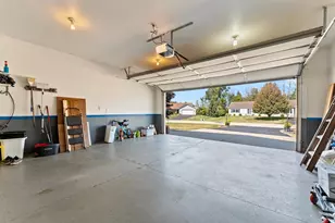 5056 Snapdragon Cir, Little Suamico, WI 54141 - Photo 51