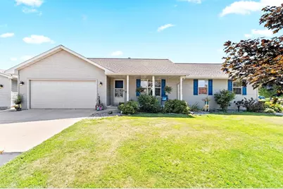 5056 Snapdragon Circle, Little Suamico, WI 54141 - Photo 1