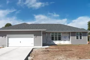 3457 Paula St, Green Bay, WI 54311 - Photo 1
